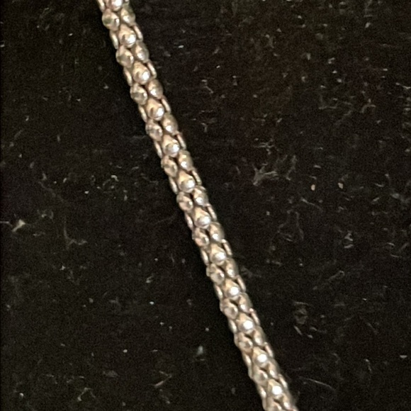 16.5” Contempo Collection silver plated Omega chain necklace & heart pendant - Picture 9 of 16